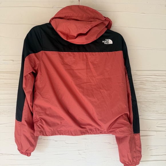 The North Face | XS | Hydrenaline Jacket: Coral & Black - Picture 3 of 9